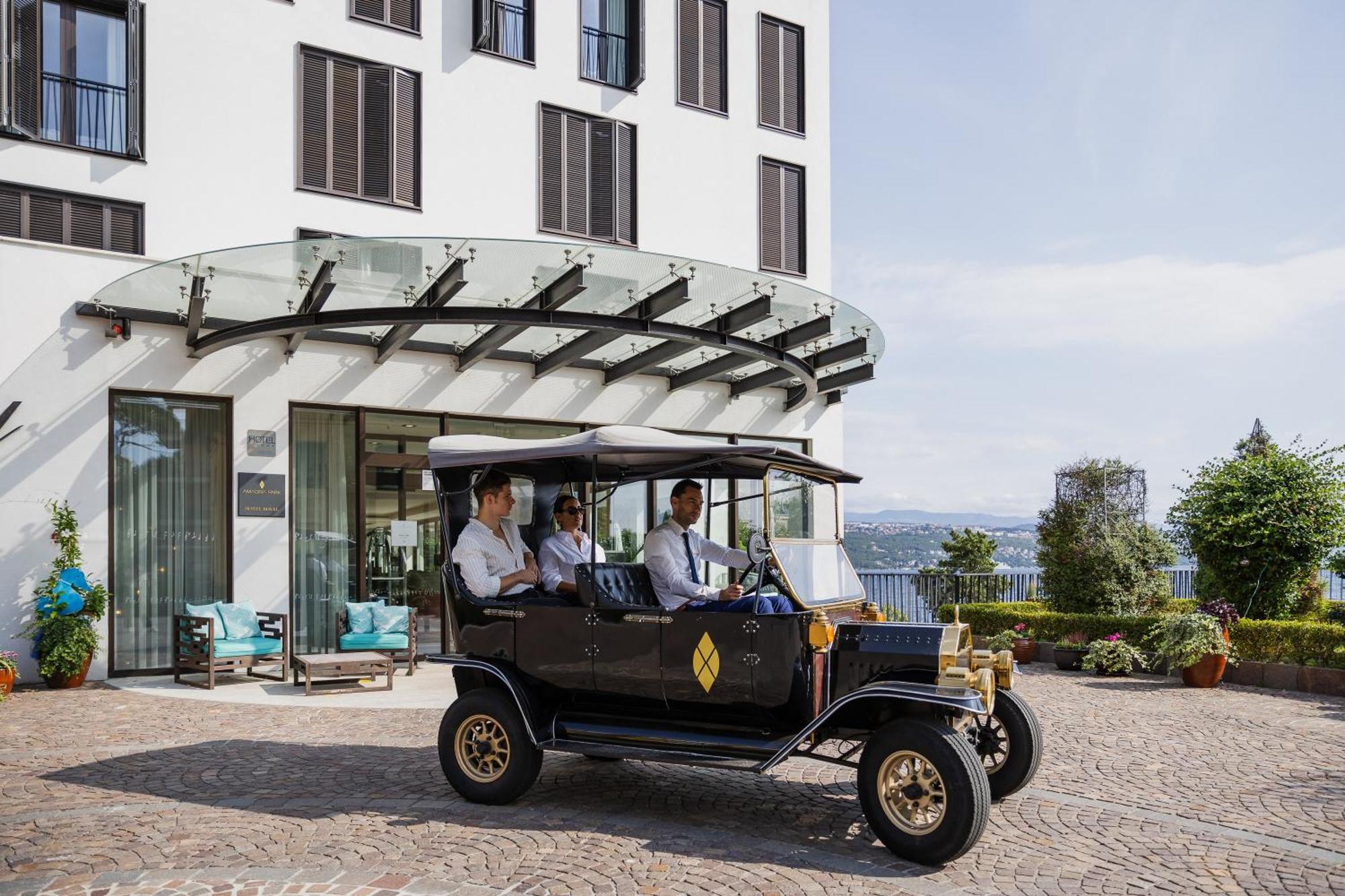 Amadria Park Hotel Royal Opatija Bagian luar foto